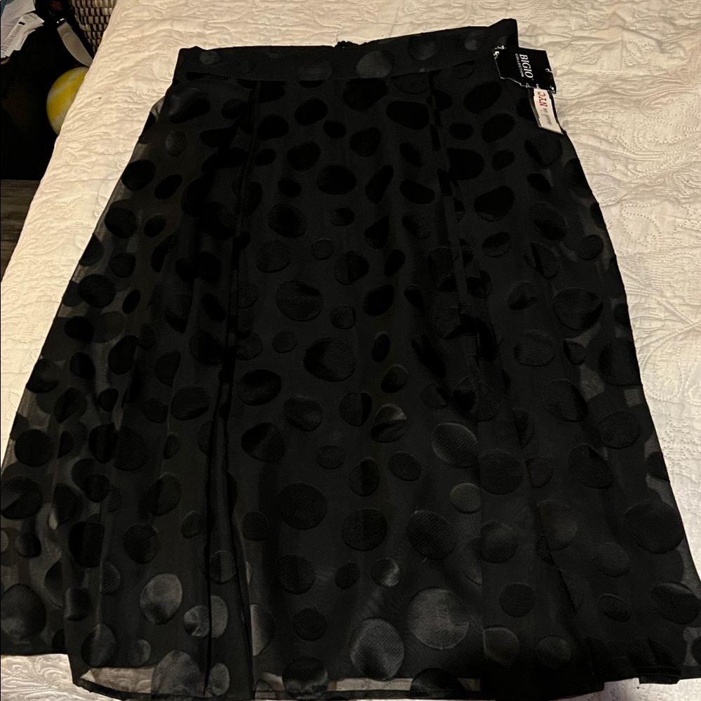 Bigio Collection Black Polka Dot Skirt size 10